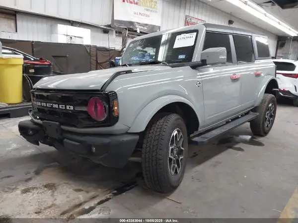 1FMDE8BH2RLB34567 2024 FORD BRONCO - Image 2