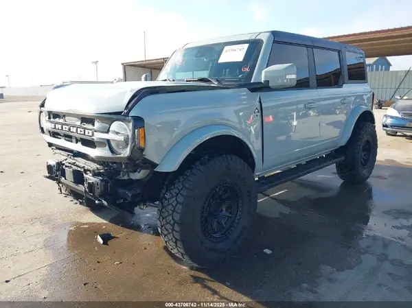 1FMDE8BH2RLB39204 2024 FORD BRONCO - Image 2