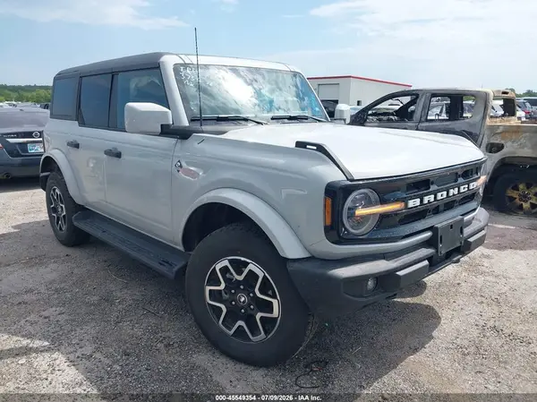 1FMDE8BH4TLA70023 2026 FORD BRONCO - Image 1