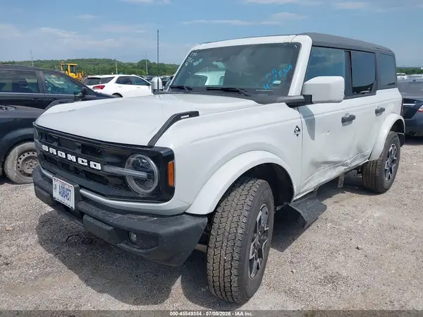 1FMDE8BH4TLA70023 2026 FORD BRONCO - Image 2