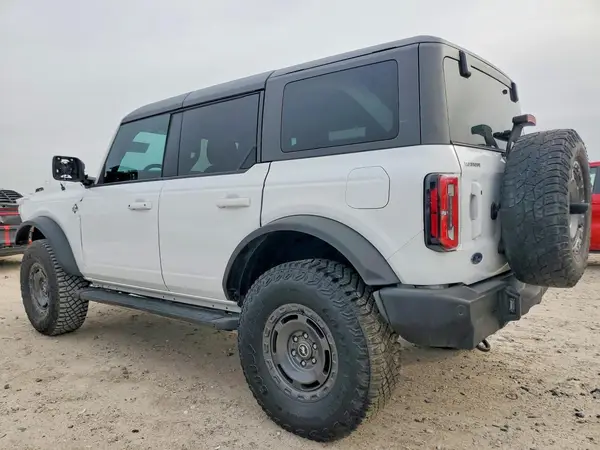 1FMDE8BH5RLA84747 2024 FORD BRONCO - Image 2