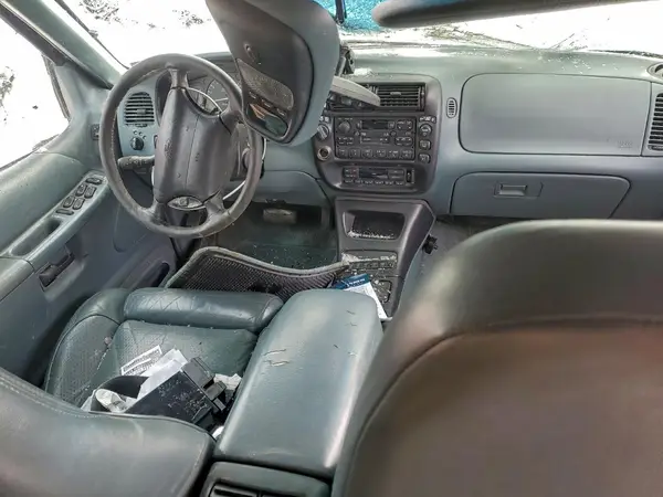 1FMDU34X7TUB96025 2025 FORD EXPLORER - Image 8