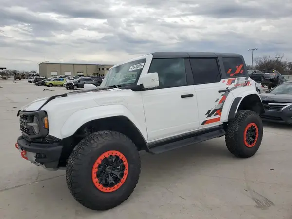1FMEE0RR0RLA38568 2024 FORD BRONCO - Image 1