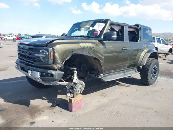 1FMEE0RR1RLB00446 2024 FORD BRONCO - Image 2