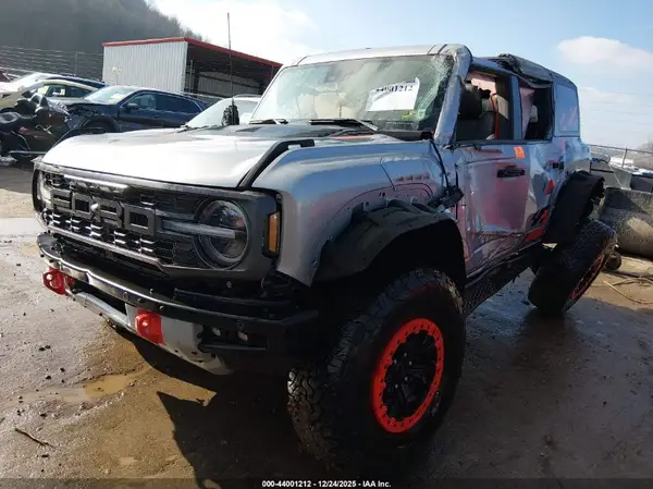1FMEE0RR2RLA39317 2024 FORD BRONCO - Image 2