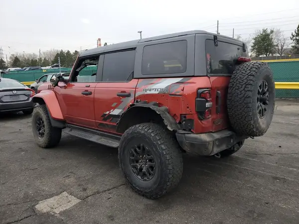 1FMEE0RR5RLA37352 2024 FORD BRONCO - Image 2