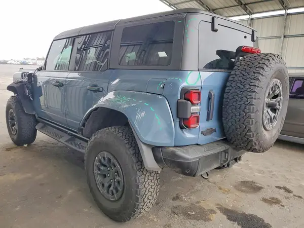 1FMEE0RR5RLB32977 2024 FORD BRONCO - Image 2