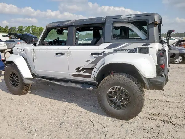 1FMEE0RR6RLA38770 2024 FORD BRONCO - Image 2