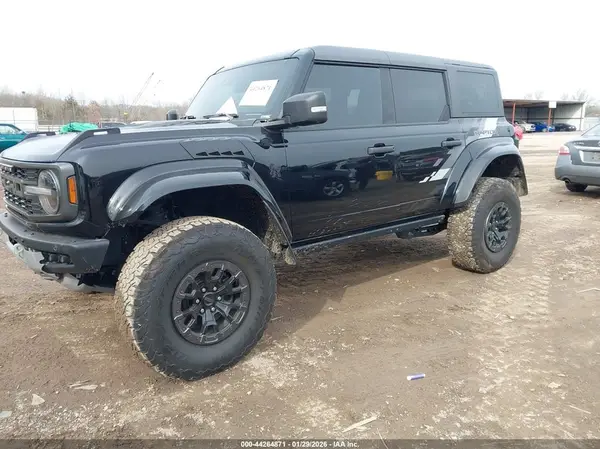 1FMEE0RR8RLA02434 2024 FORD BRONCO - Image 2