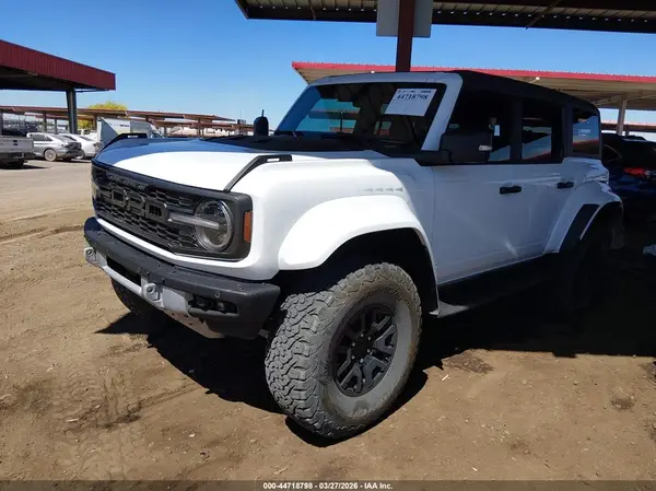 1FMEE0RR8RLA82611 2024 FORD BRONCO - Image 2