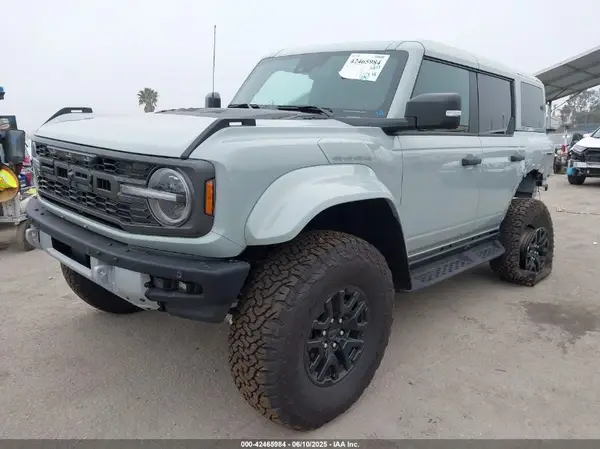 1FMEE0RRXRLB33753 2024 FORD BRONCO - Image 2