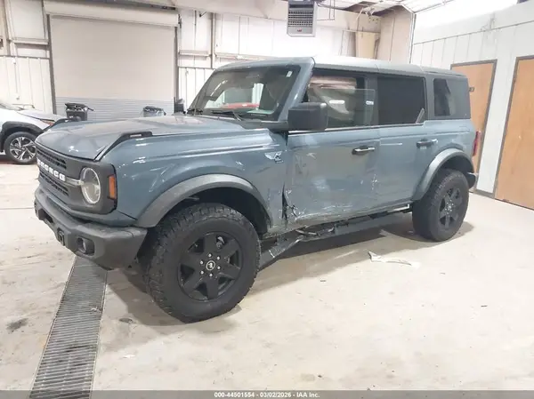 1FMEE1BP1RLB05077 2024 FORD BRONCO - Image 2