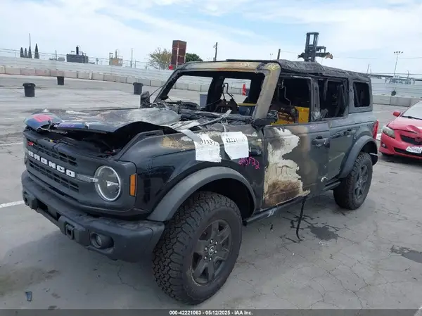 1FMEE1BP2RLA24850 2024 FORD BRONCO - Image 2