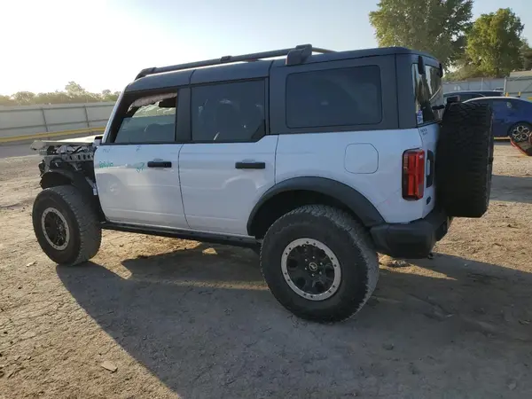 1FMEE1BP8RLA18678 2024 FORD BRONCO - Image 2