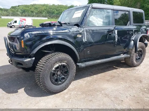 1FMEE2BP1RLA75293 2024 FORD BRONCO - Image 2