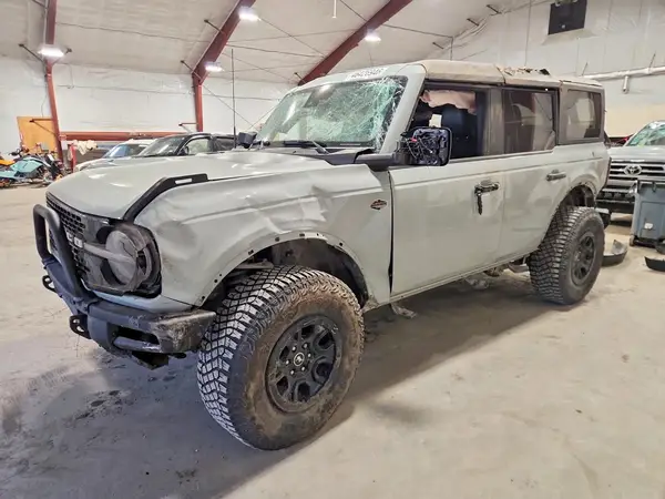 1FMEE2BP1RLB10964 2024 FORD BRONCO - Image 1