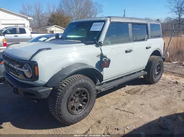 1FMEE2BP1RLB53894 2024 FORD BRONCO - Image 2
