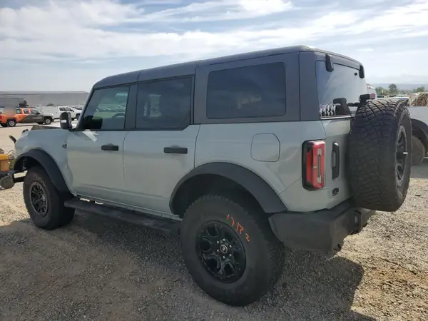 1FMEE2BP3RLA24409 2024 FORD BRONCO - Image 2
