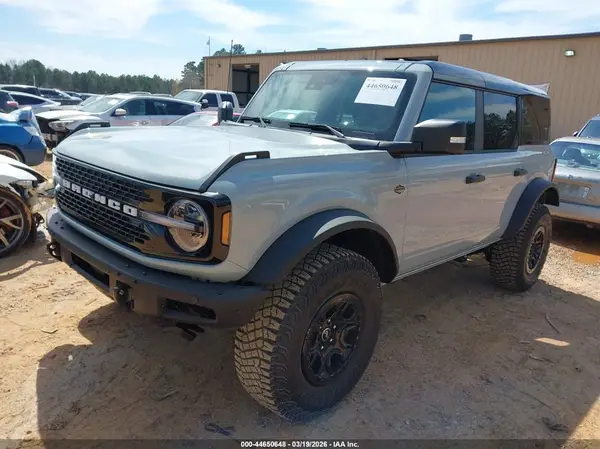 1FMEE2BP3RLB41973 2024 FORD BRONCO - Image 2