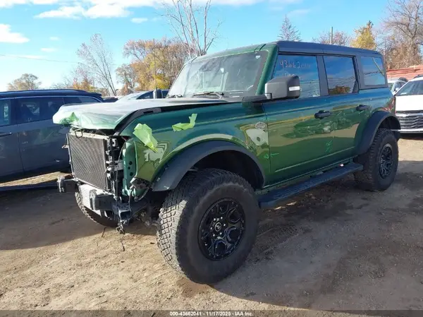 1FMEE2BP4RLA58861 2024 FORD BRONCO - Image 2