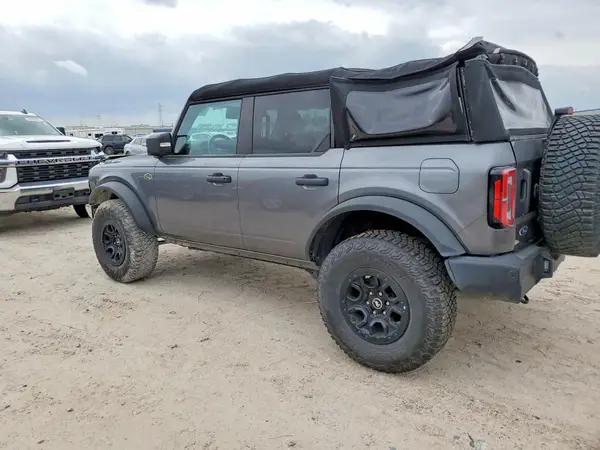 1FMEE2BP4RLA90757 2024 FORD BRONCO - Image 2