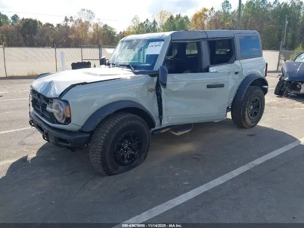 1FMEE2BP5RLA53751 2024 FORD BRONCO - Image 2