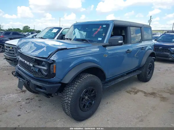1FMEE2BP8RLB39460 2024 FORD BRONCO - Image 2