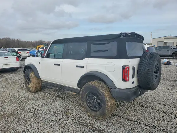 1FMEE2BP9RLB43209 2024 FORD BRONCO - Image 2
