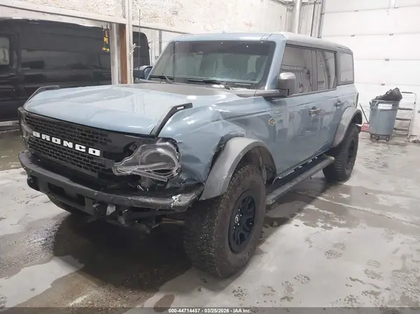 1FMEE2BPXRLA87085 2024 FORD BRONCO - Image 2