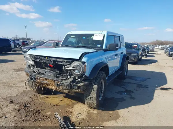 1FMEE4GP5PLA71636 2023 FORD BRONCO - Image 2