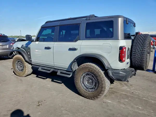 1FMEE4HH2RLA29211 2024 FORD BRONCO - Image 2