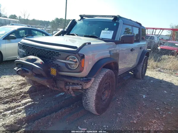 1FMEE4HH3RLA00591 2024 FORD BRONCO - Image 2