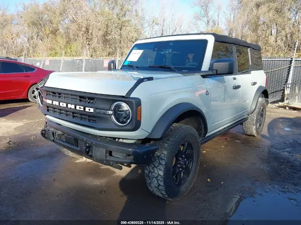 1FMEE5BHXMLB08357 2021 FORD BRONCO - Image 2