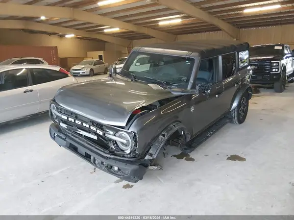 1FMEE5BP0NLA88368 2022 FORD BRONCO - Image 2