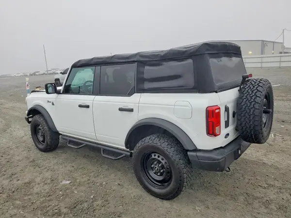 1FMEE5BP1NLA79825 2022 FORD BRONCO - Image 2