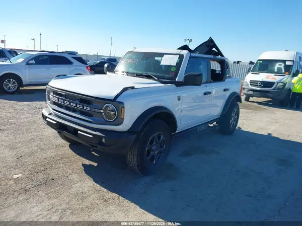 1FMEE5BP2NLB40390 2022 FORD BRONCO - Image 2
