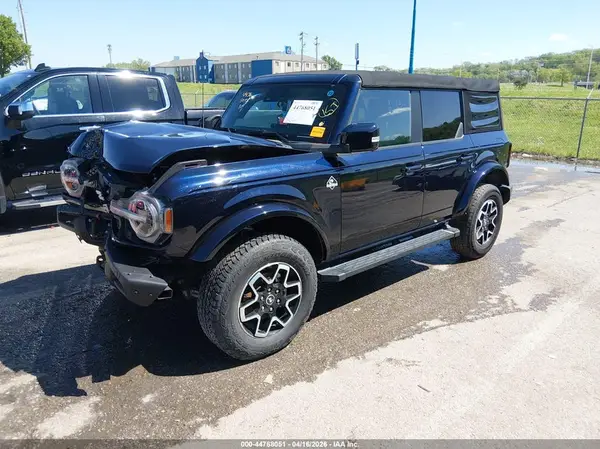 1FMEE5BP3MLA79940 2021 FORD BRONCO - Image 2
