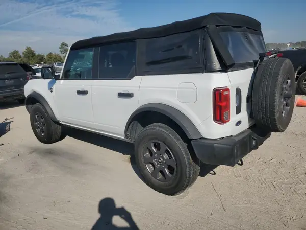 1FMEE5BP5NLB39749 2022 FORD BRONCO - Image 2