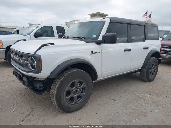 1FMEE5BP6PLC11755 2023 FORD BRONCO - Image 2