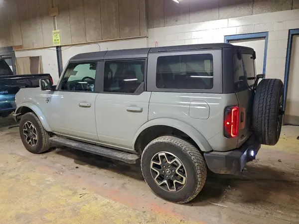 1FMEE5BP7PLA82604 2023 FORD BRONCO - Image 2