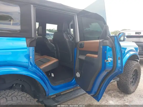 2023 FORD BRONCO IAAI lot 45981473 auction photo 8