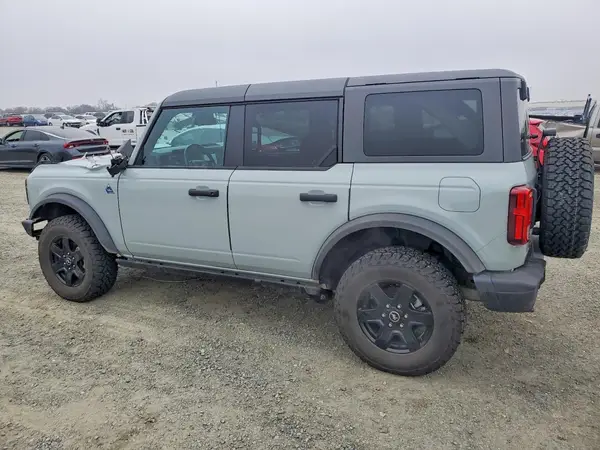 1FMEE5BP7PLC02983 2023 FORD BRONCO - Image 2
