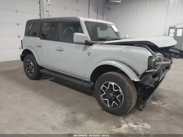 1FMEE5BP7PLC09674 2023 FORD BRONCO - Image 1