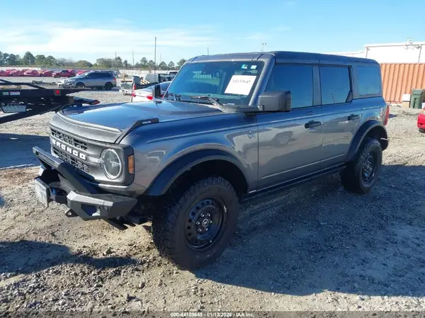 1FMEE5BP7PLC17242 2023 FORD BRONCO - Image 2