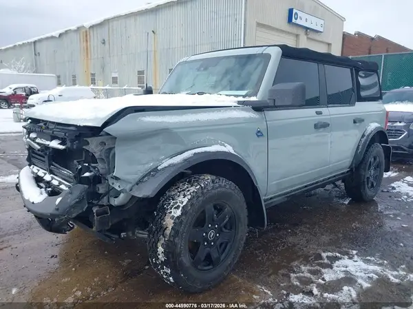 1FMEE5DH0MLA84437 2021 FORD BRONCO - Image 2