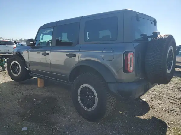 1FMEE5DH0NLB07684 2022 FORD BRONCO - Image 2