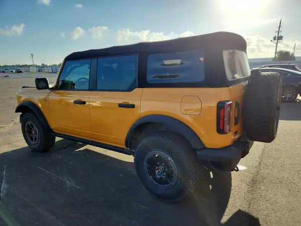 1FMEE5DH0NLB64600 2022 FORD BRONCO - Image 2