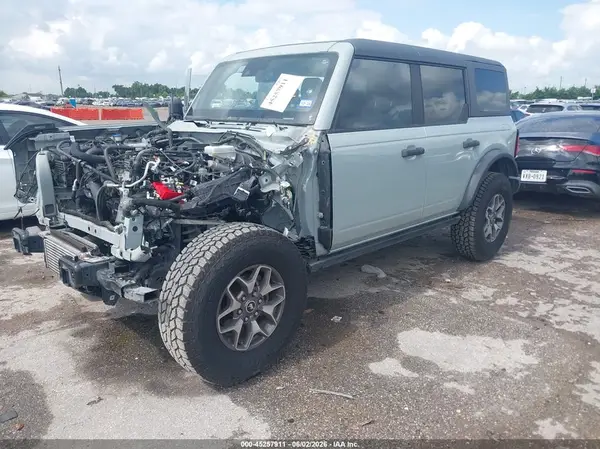 1FMEE5DH0NLB71854 2022 FORD BRONCO - Image 2