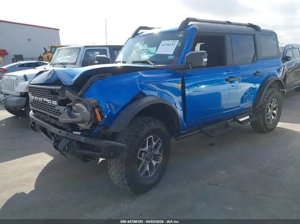 1FMEE5DH0PLB27503 2023 FORD BRONCO - Image 2