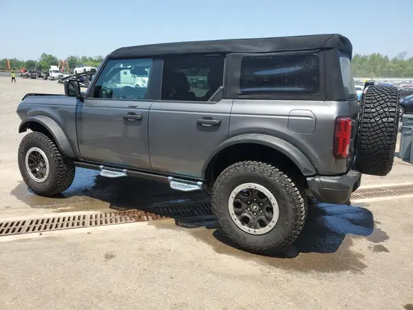 1FMEE5DH2PLB21489 2023 FORD BRONCO - Image 2